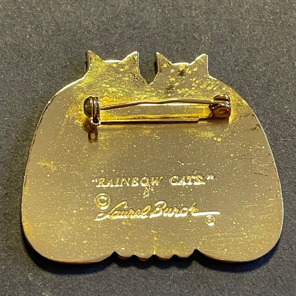 Iconic Laurel Burch “Rainbow Cats” Enamel Brooch. - Picture 2 of 7